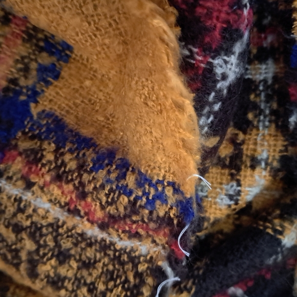 Blanket Scarf - Picture 7 of 10